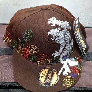 Leader 7x Mens Cap
